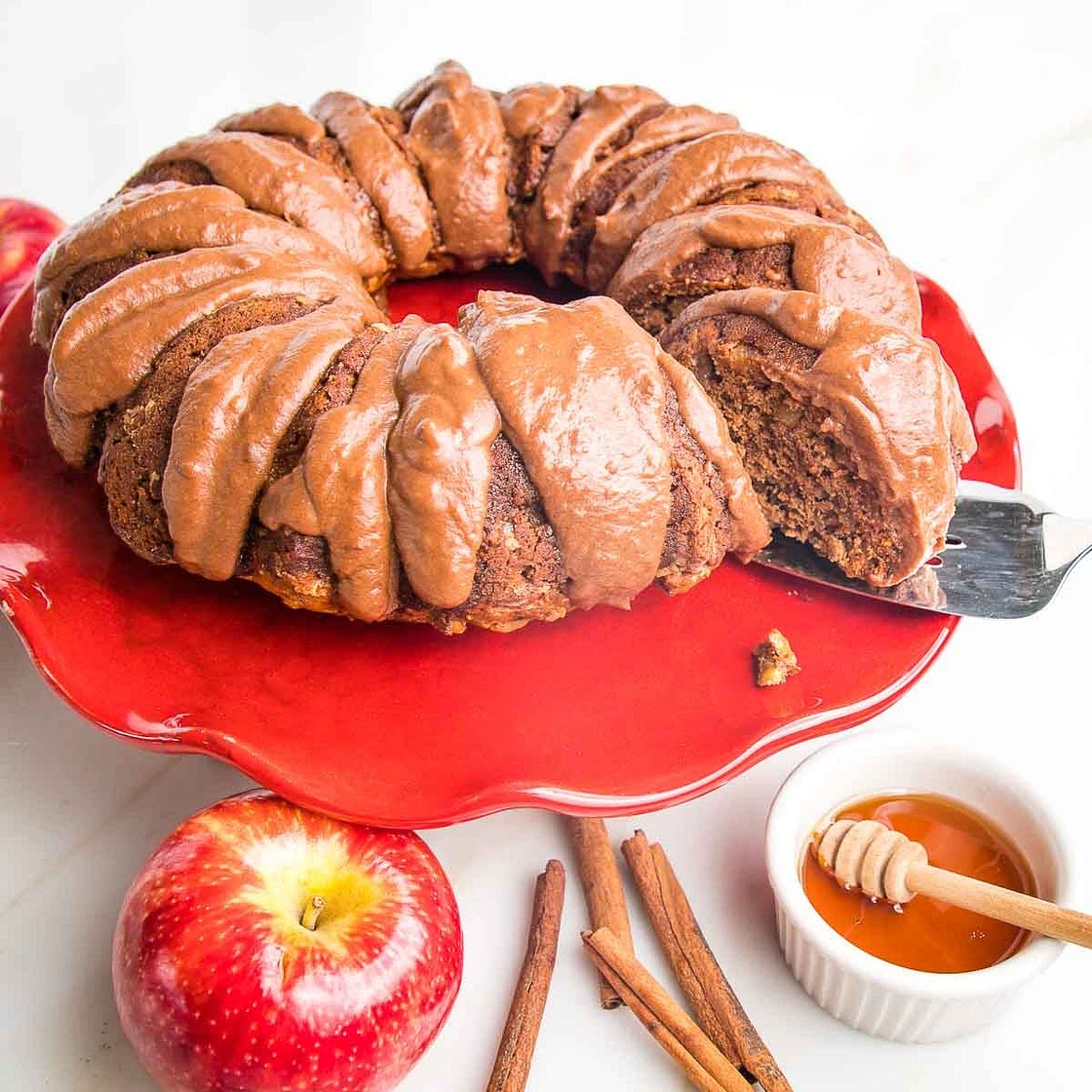 Apple Cinnamon Bundt Cake