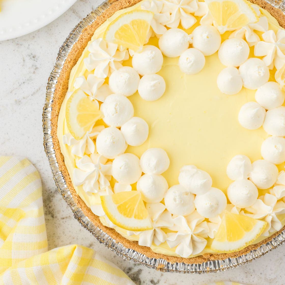 No Bake Lemon Cheesecake Pie