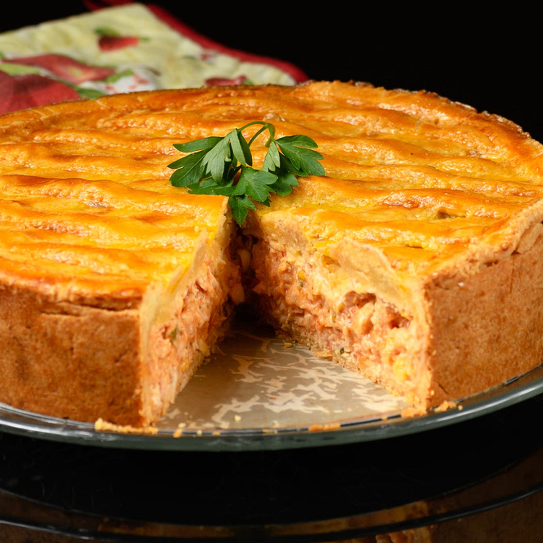 Torta de frango com cream cheese e milho