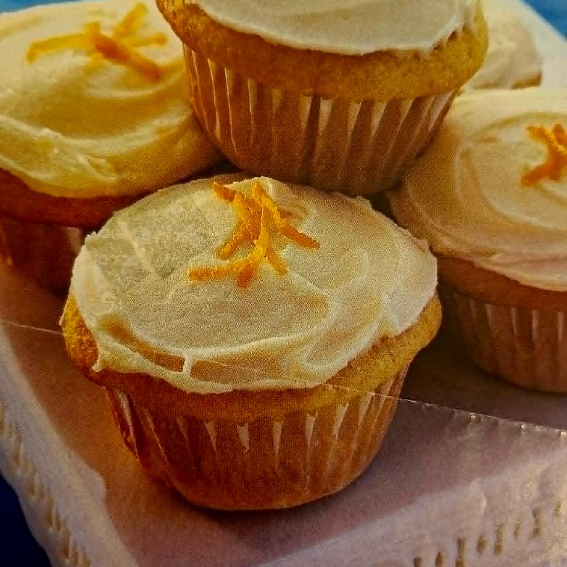 DELICIOUS ORANGE (OR CHOCOALTE) CAKES
