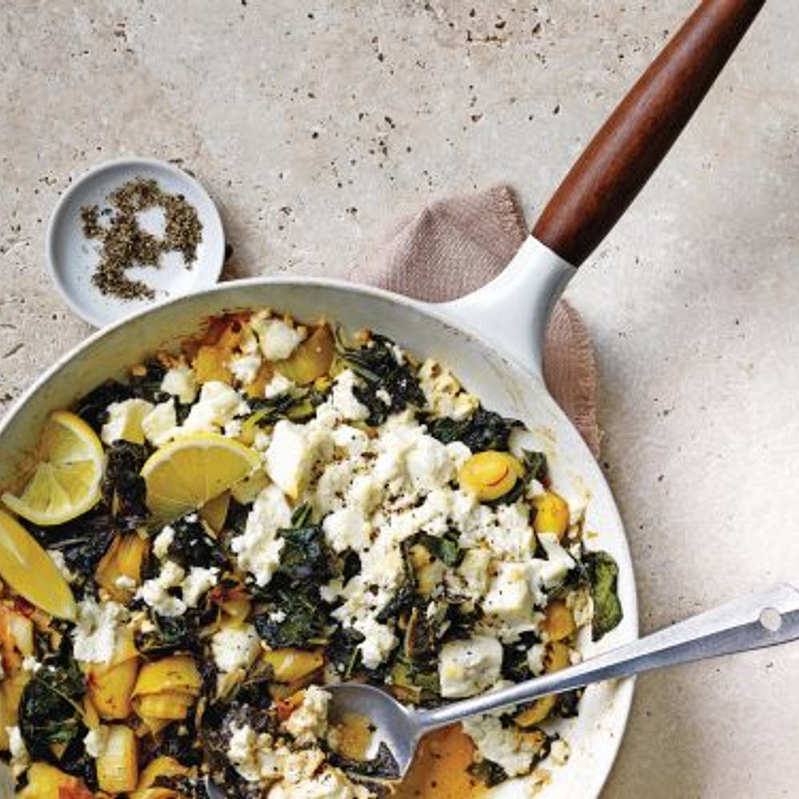 stoof van prei met gerijpte feta