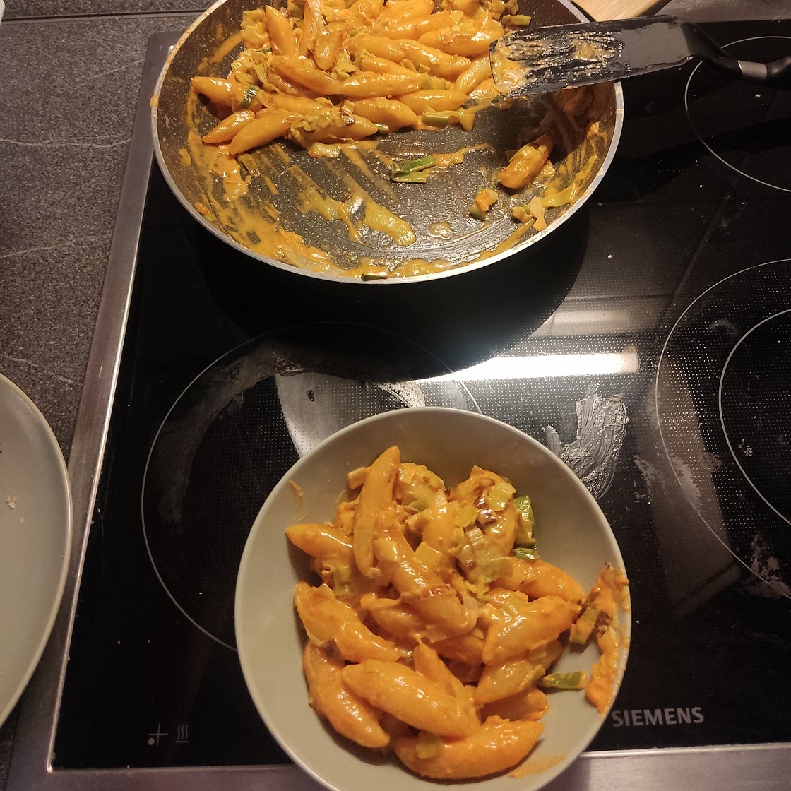 Herzhafte Lauch-Schupfnudel-Pfanne