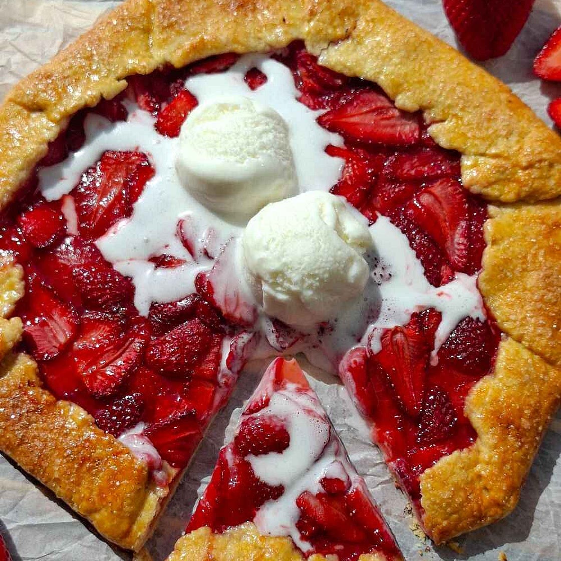 Strawberry Galette 🍓