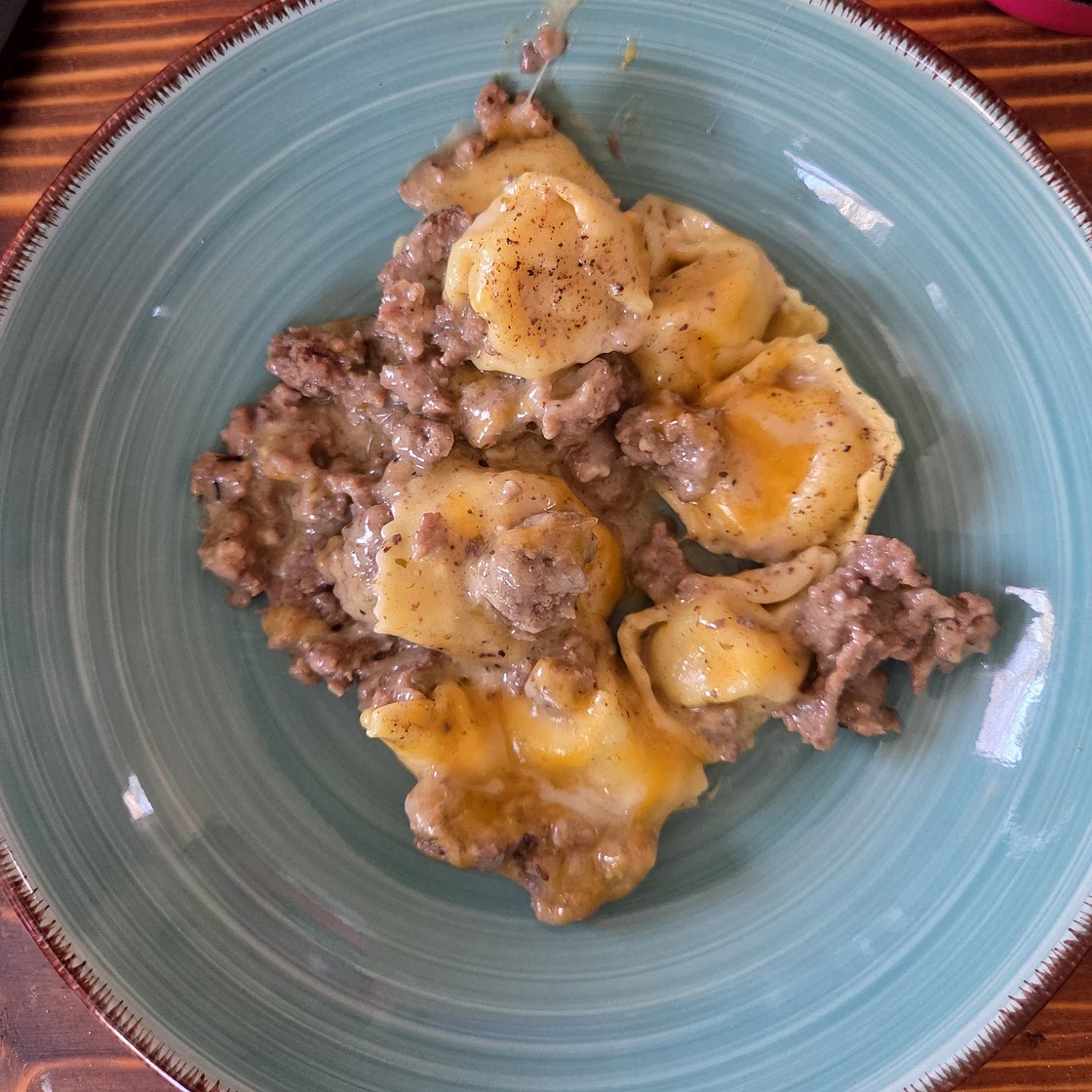 Cheesy Beef Tortellini Skillet