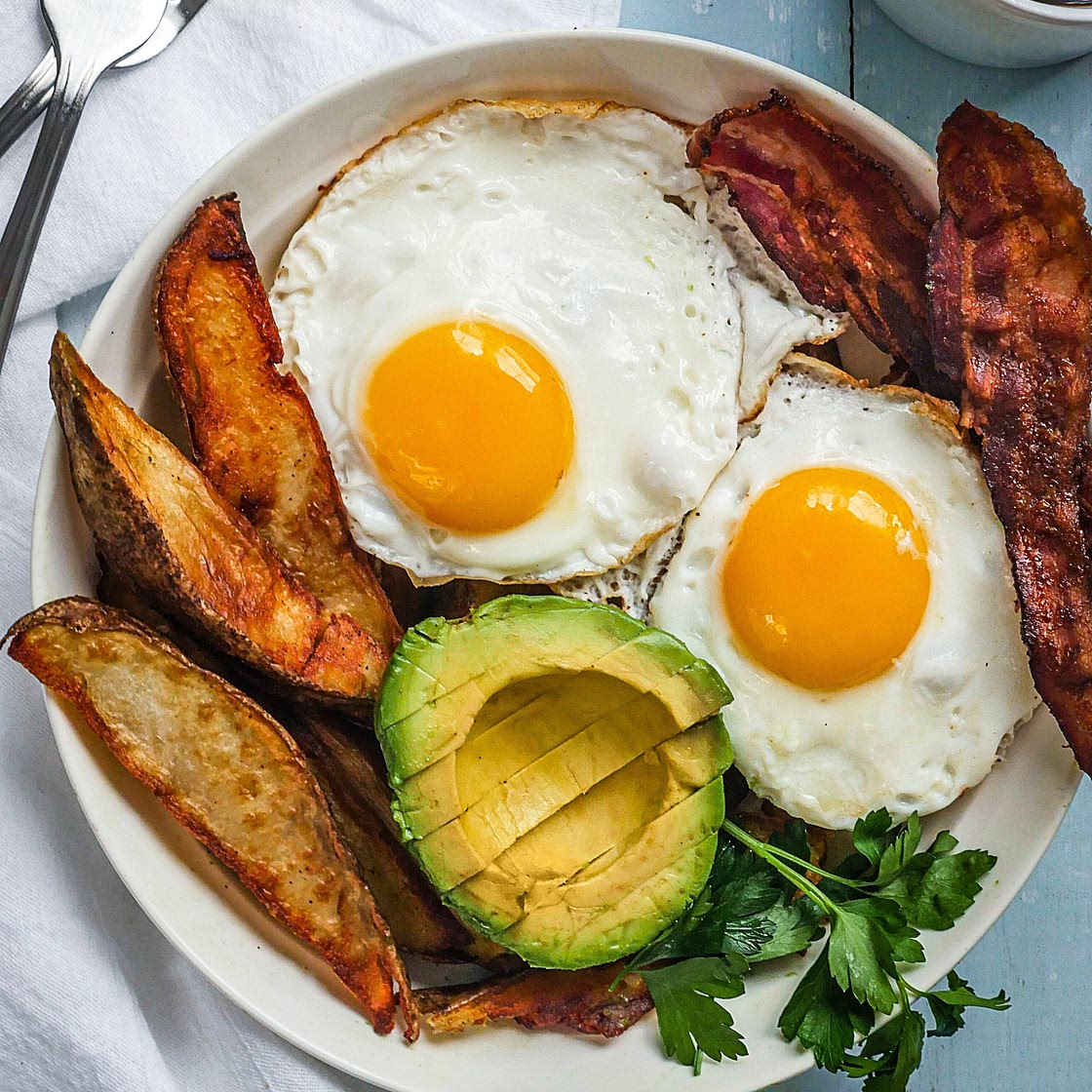 Whole30 Golden, Crispy Potato Breakfast Bowl