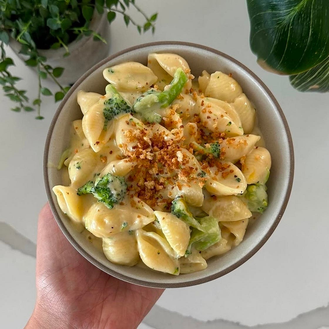 Macarrones con queso y brócoli (20 minutos)