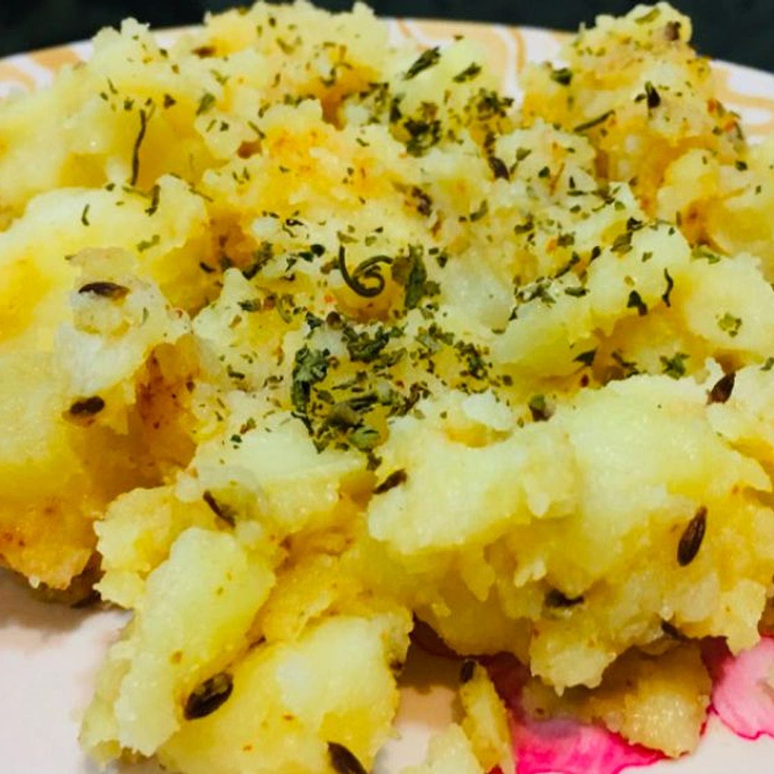 फलाहारी आलू (falahari aloo recipe in Hindi)