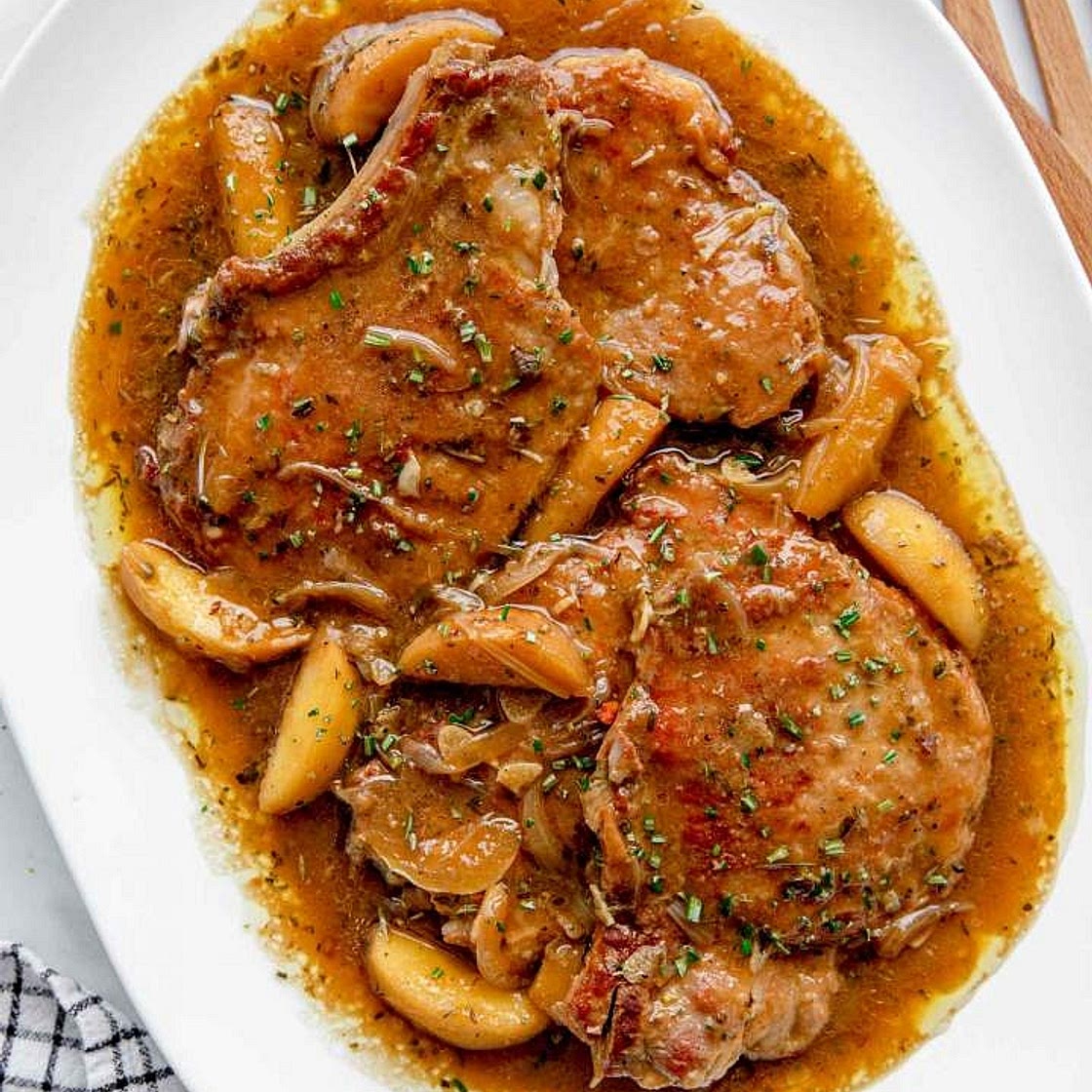 Pork Neck with Onions in a Mustard and Beer Marinade