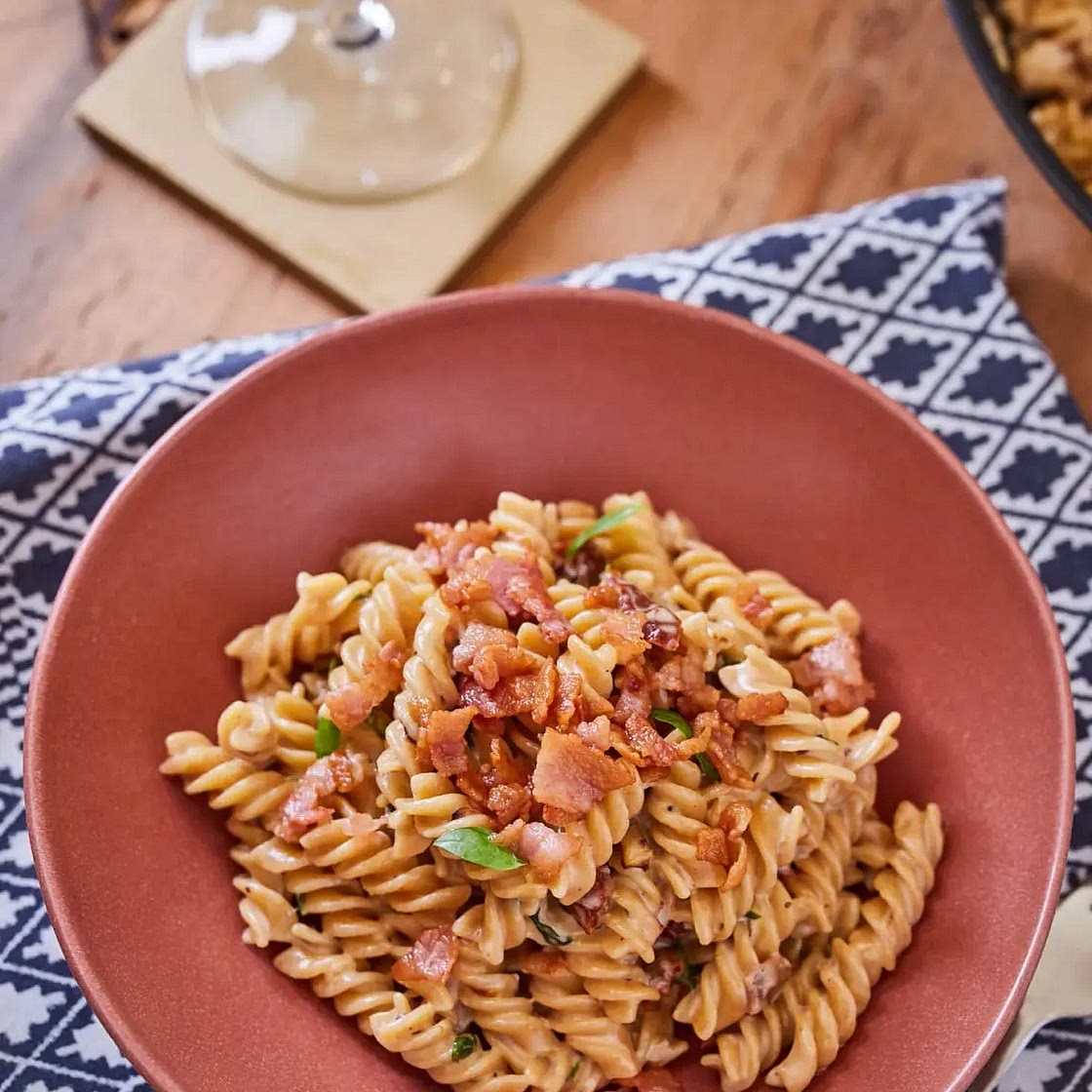 Fusilli with Bacon, Cream, and Sun-Dried Tomatoes