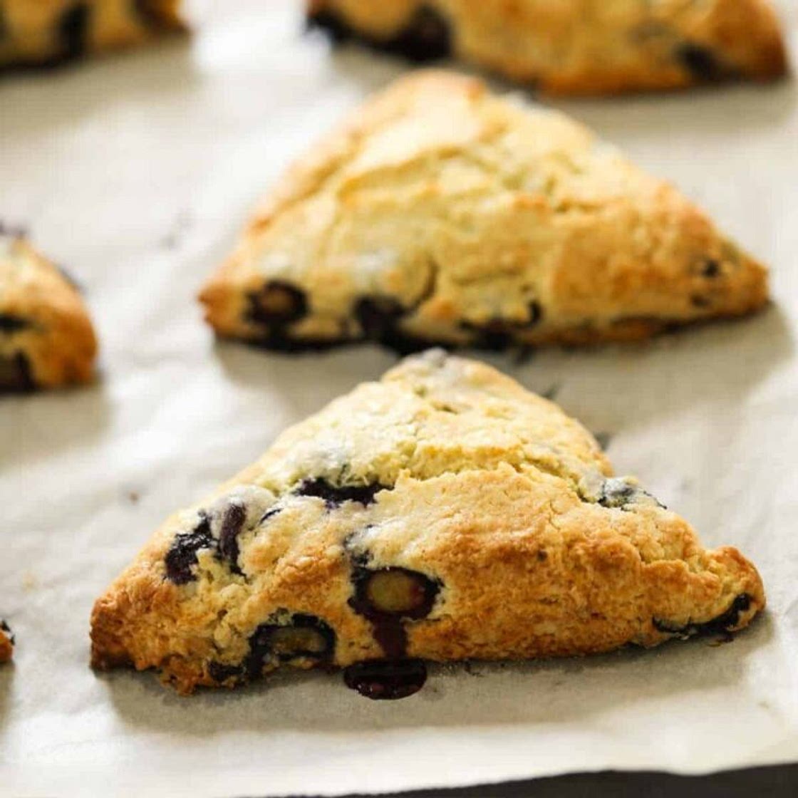 Lemon Blueberry Scones Recipe with Lemon Glaze