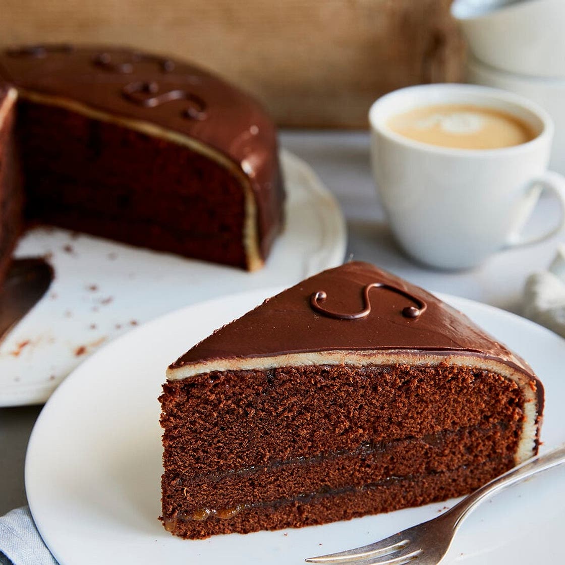 Sachertorte mit Marzipan – nach Originalrezept