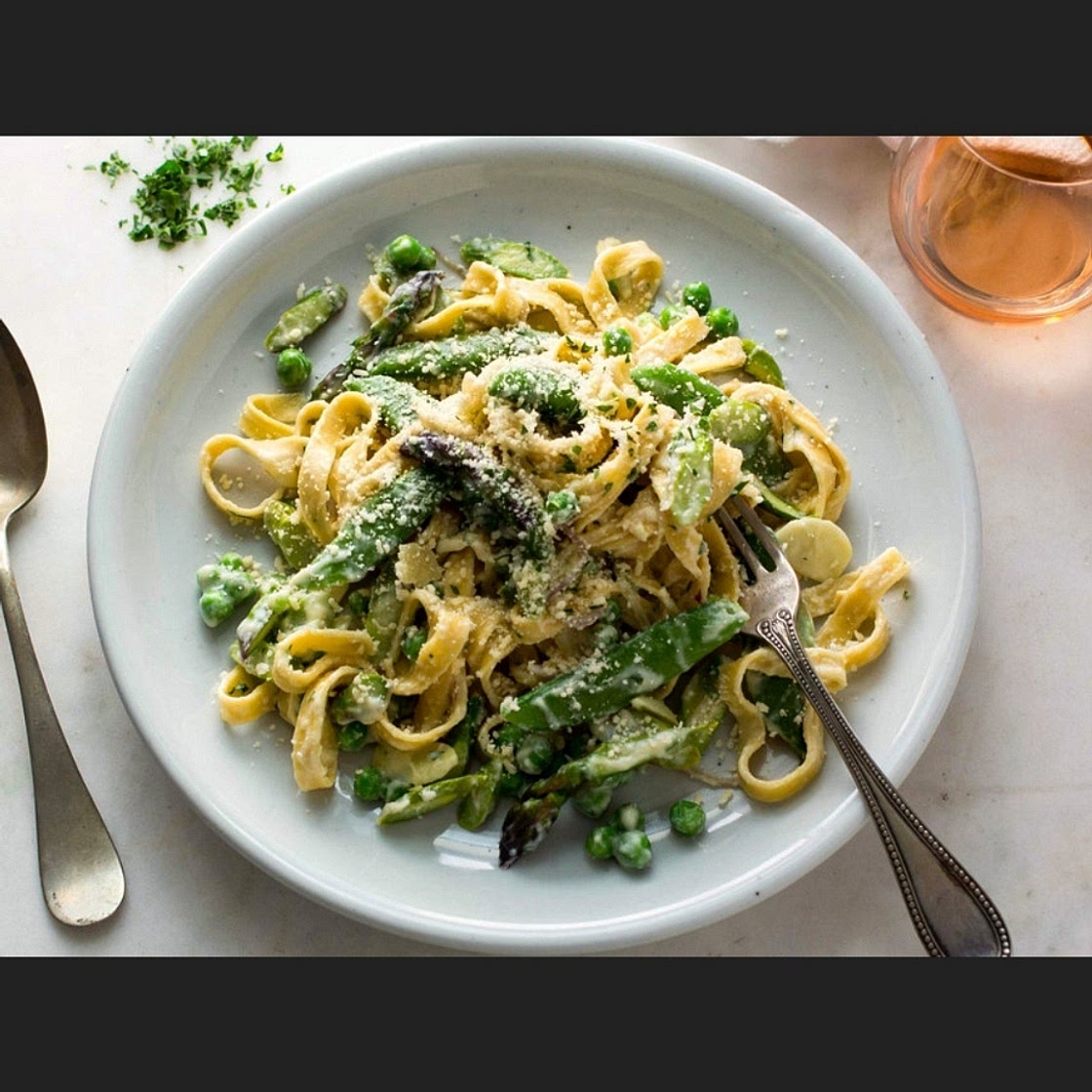 Pasta Primavera With Asparagus and Peas