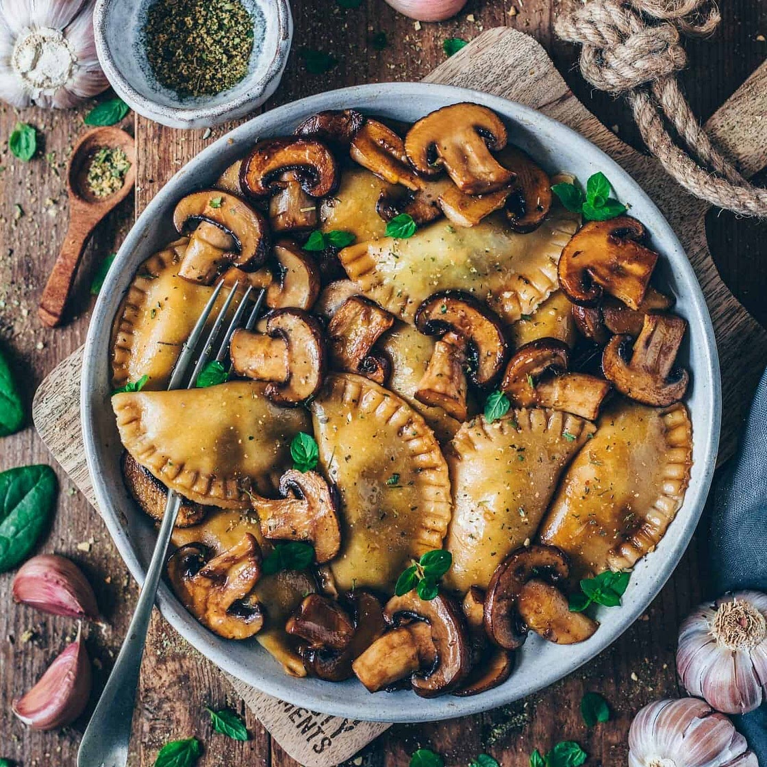 Spinach Ravioli with Mushrooms (vegan)