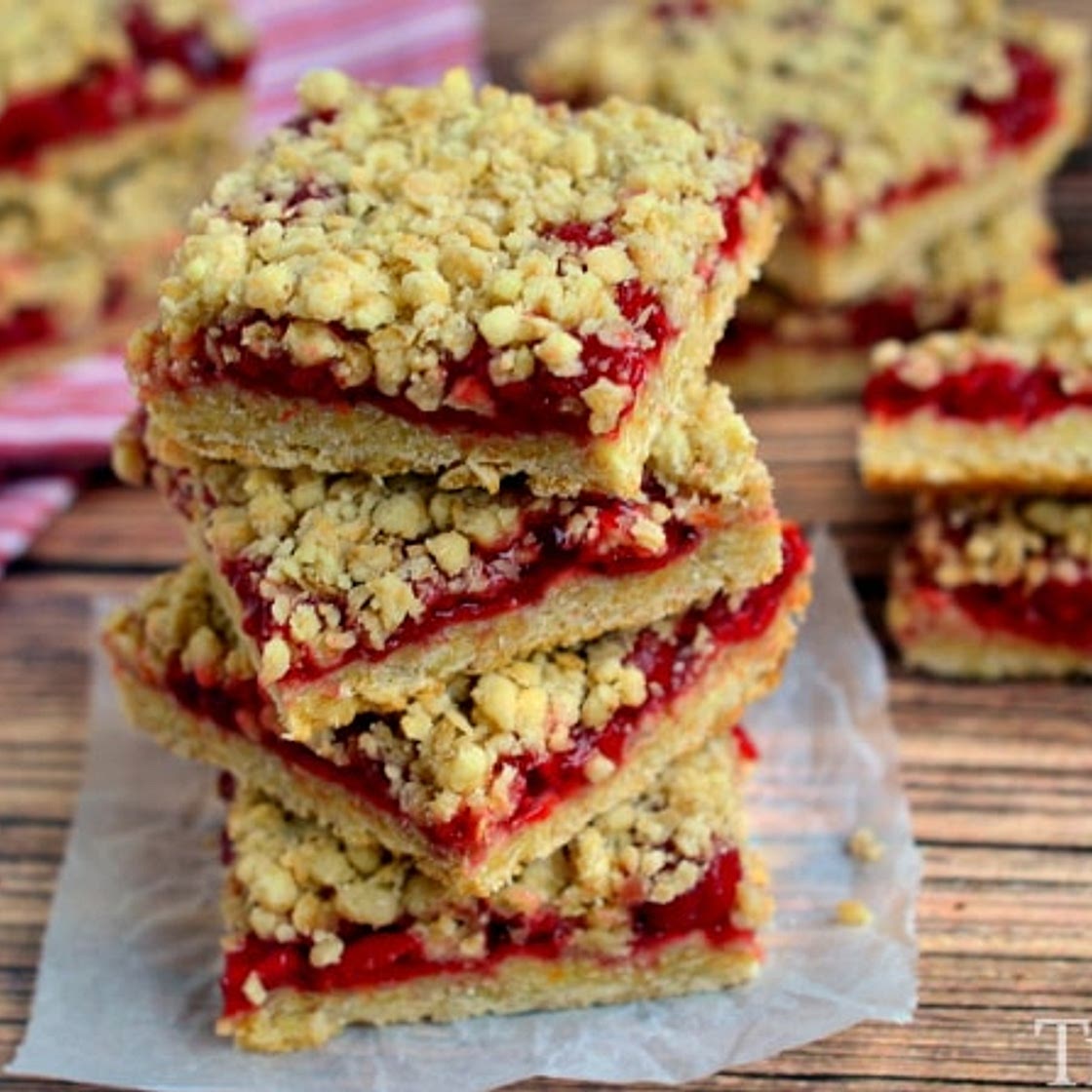 Cherry Oatmeal Crumble Bars