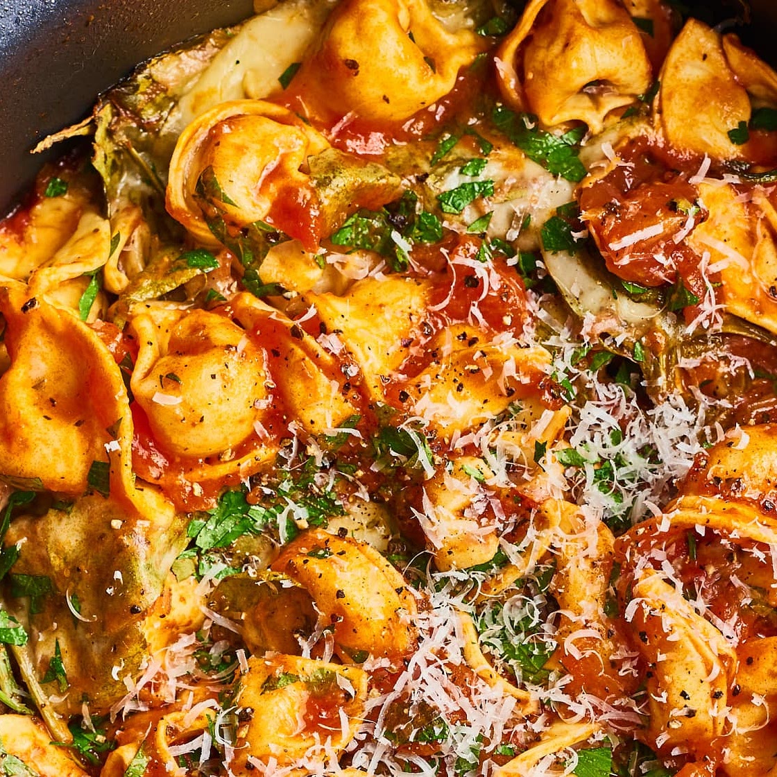 Recipe: One-Hour Cheesy Spinach Slow Cooker Tortellini