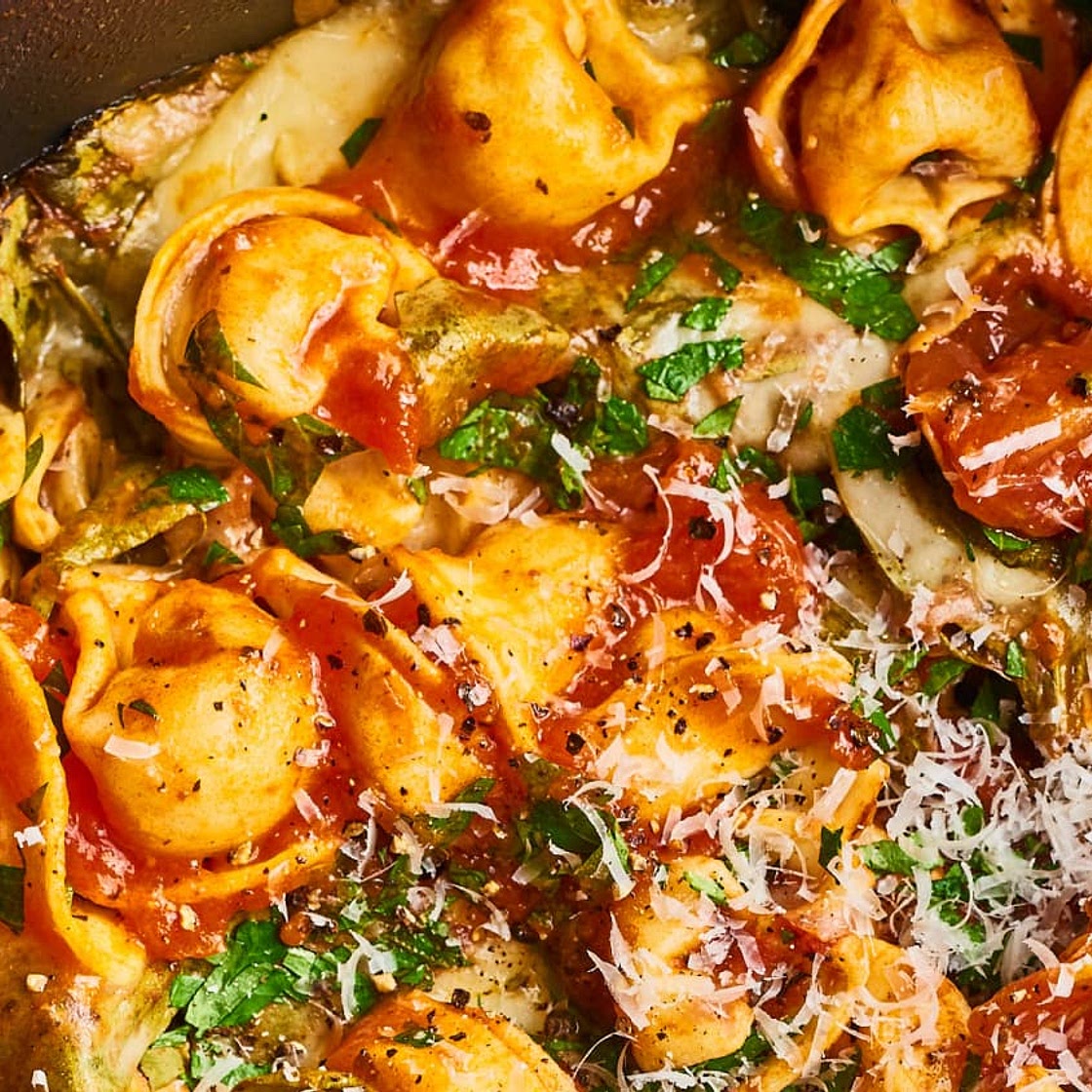 Recipe: One-Hour Cheesy Spinach Slow Cooker Tortellini