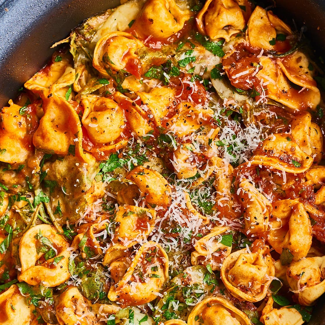 Recipe: One-Hour Cheesy Spinach Slow Cooker Tortellini