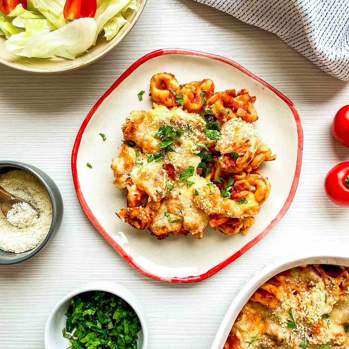 Hot Cheesy Baked Tortellini