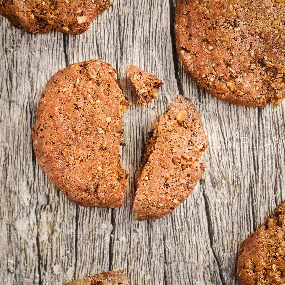 Easy Keto Anzac Biscuits