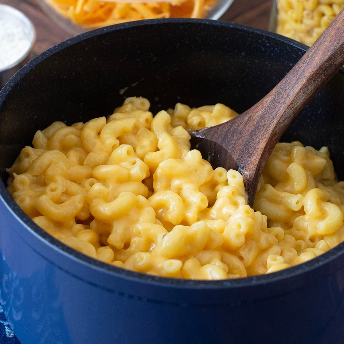 Easy Homemade Mac & Cheese Recipe