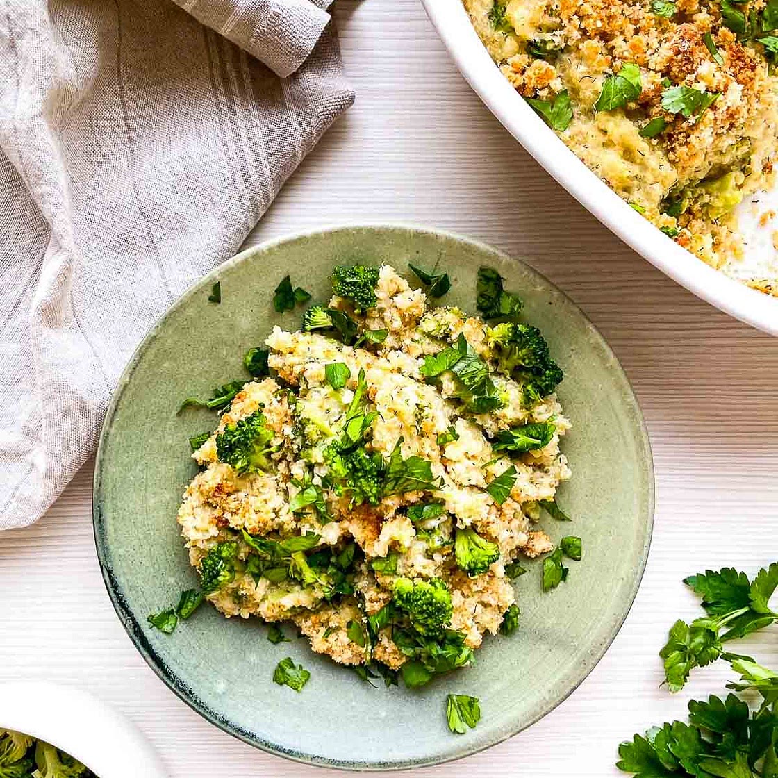 Broccoli and Cheddar Quinoa Gratin
