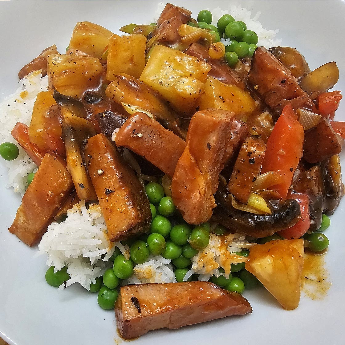 Gammon and pineapple stir fry