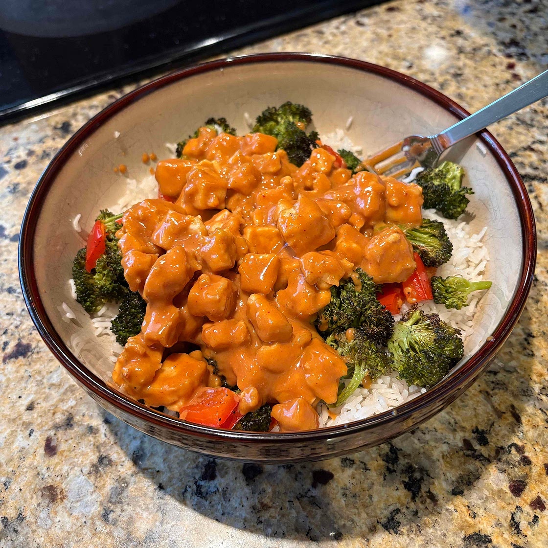 Spicy Peanut Tofu Bowls