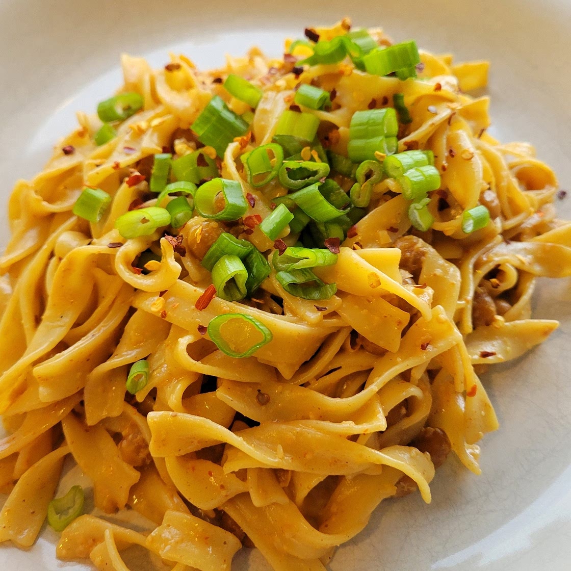 15 Minute Spicy Peanut Noodles