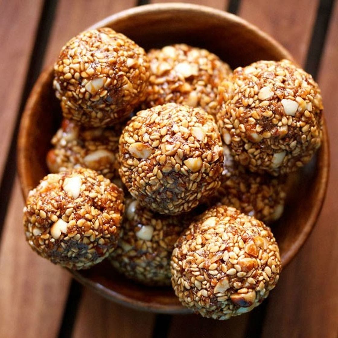 Til Ke Laddu (Sesame Laddu)