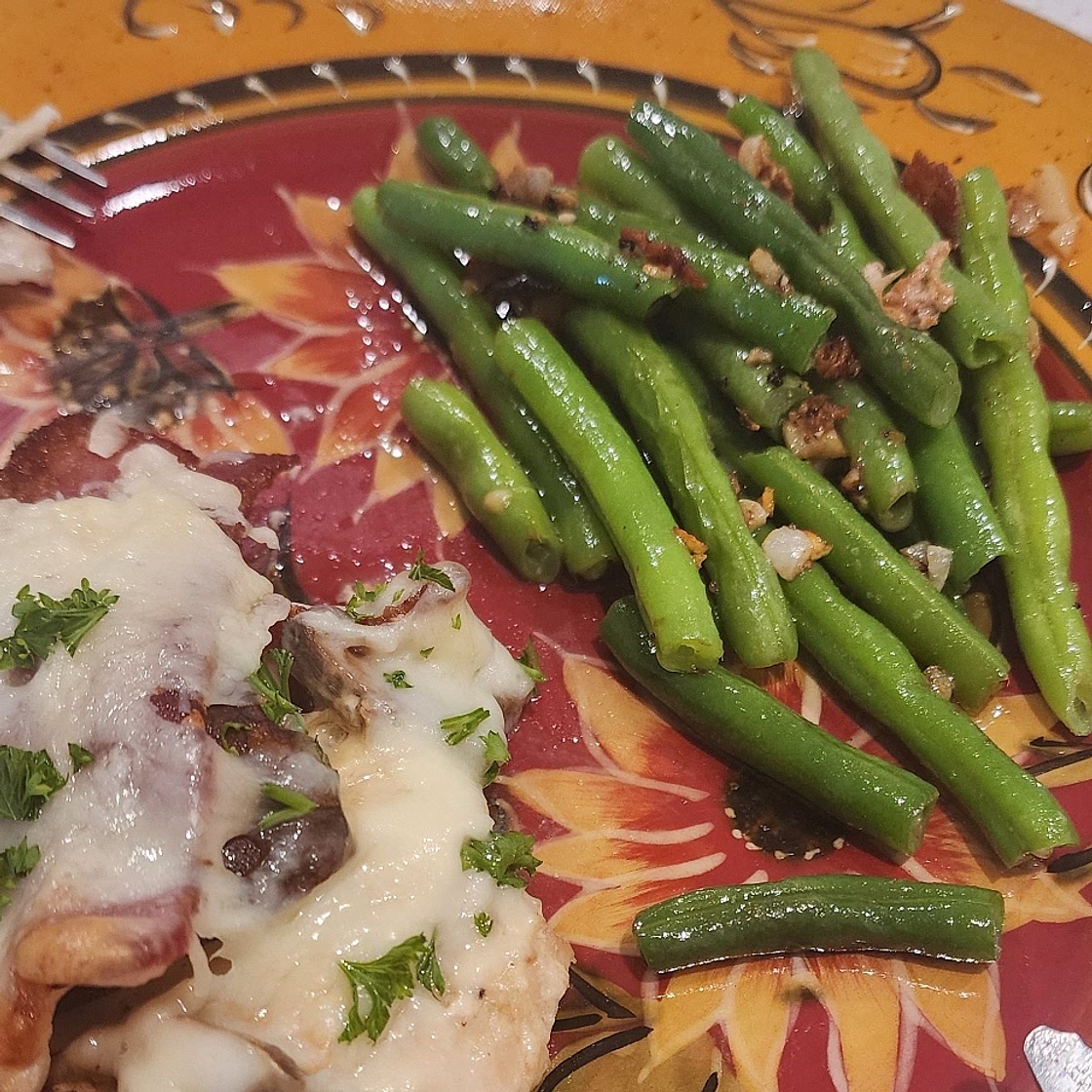 Sautéed Green Beans with Garlic