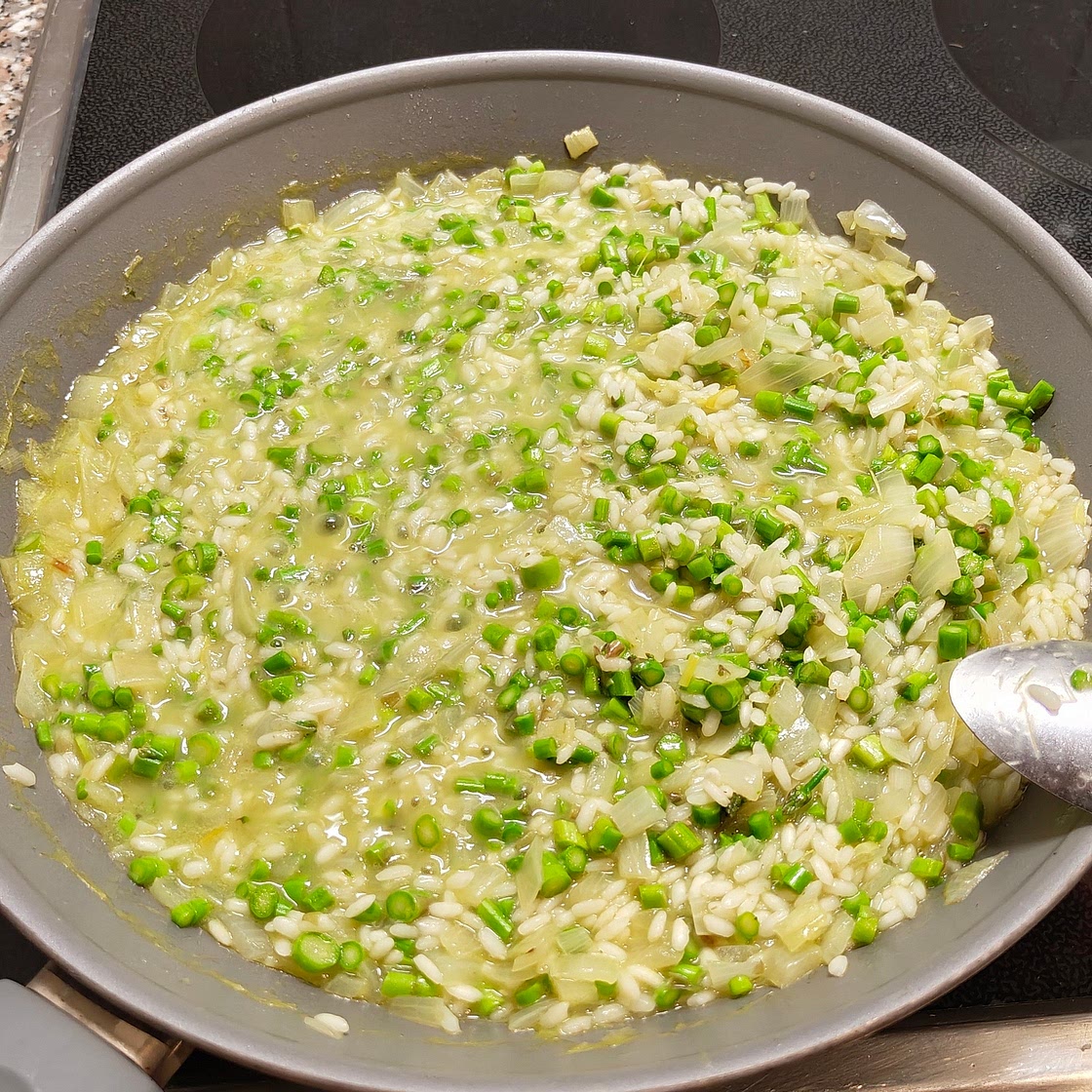 Risotto agli asparagi (vegan)
