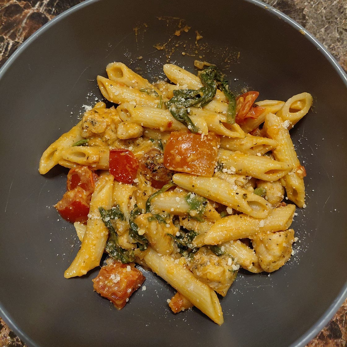 Creamy Tomato and Spinach Pasta