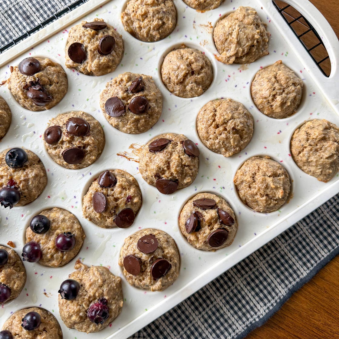 Peanut Butter Banana Baked Oatmeal Cups