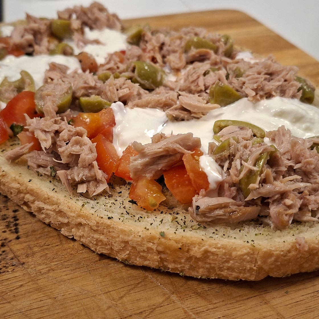 Bruschetta - Tuna and olives