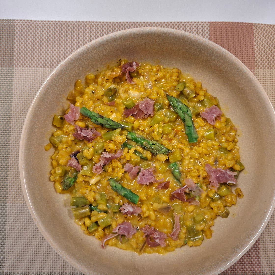 Risotto - Saffron, Asparagus and Speck