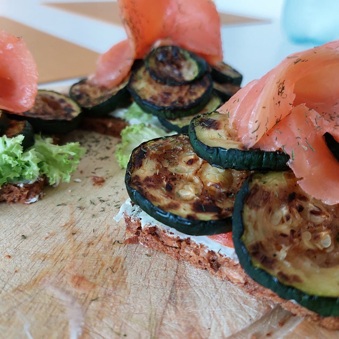 Smørrebrød - Grilled Zucchini and Smoked Salmon