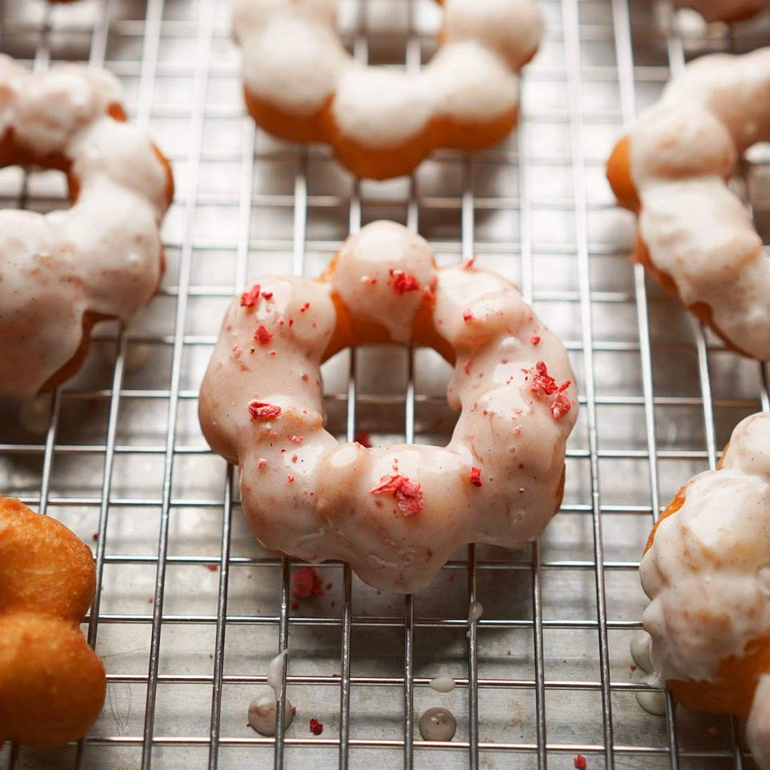 Mochi Donuts (Crispy Outside, Chewy Inside Pon de Ring Donuts)