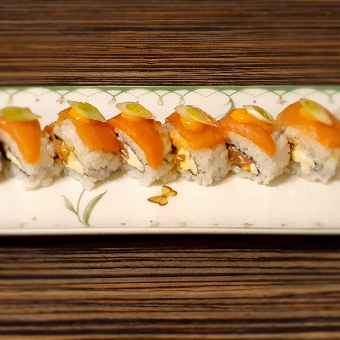 Spicy Salmon Sushi
