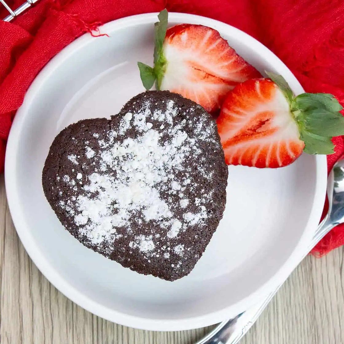 Mini Swedish Gooey Cake Hearts