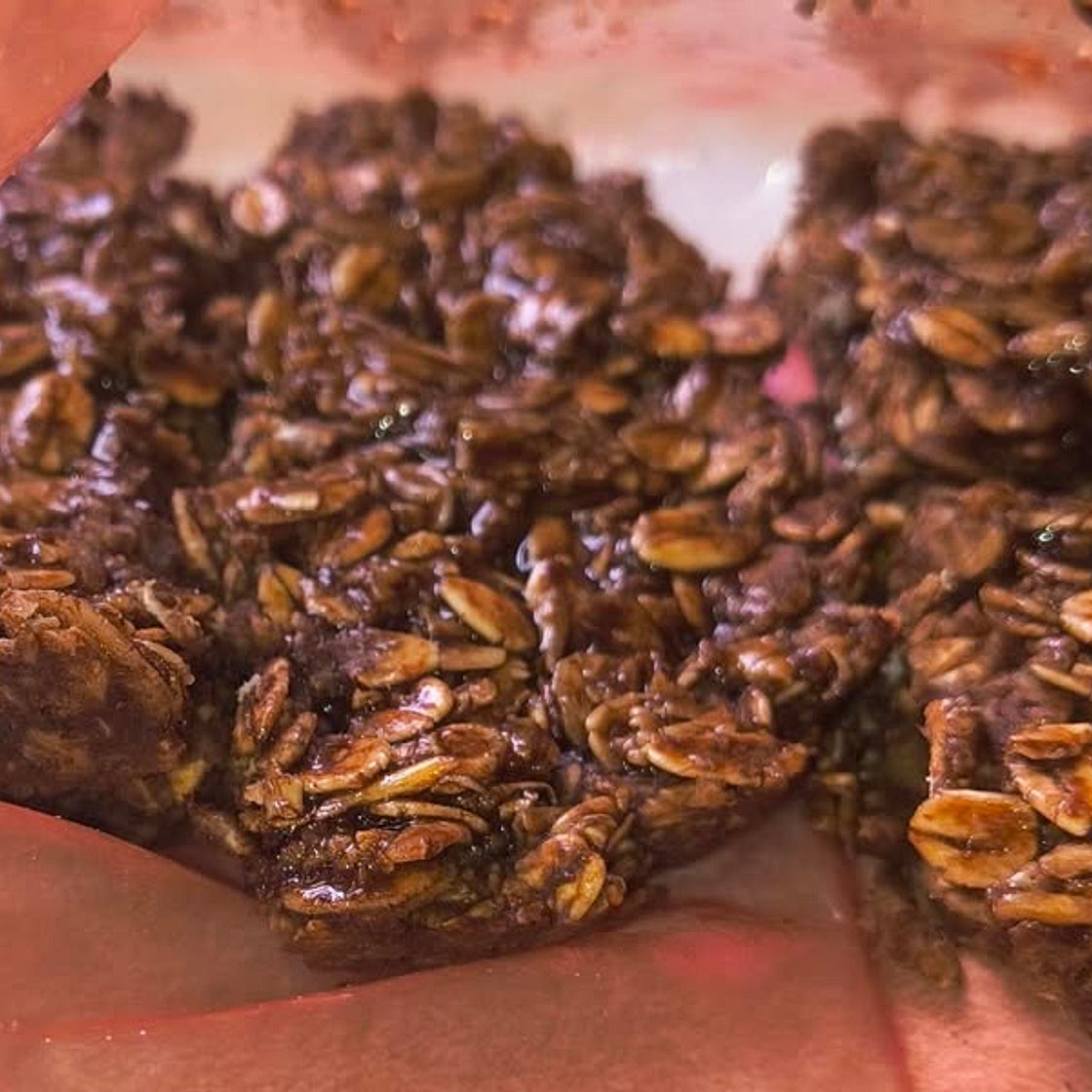 CLEAN CHOCOLATE PROTEIN GRANOLA BARS