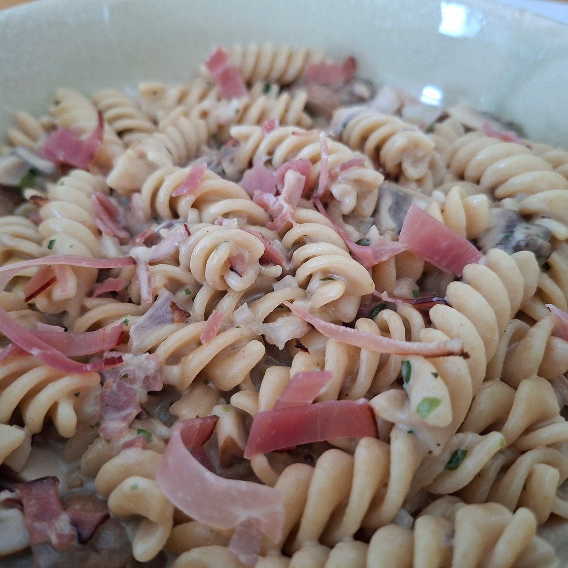 Pasta - Mushrooms, Speck and Cream