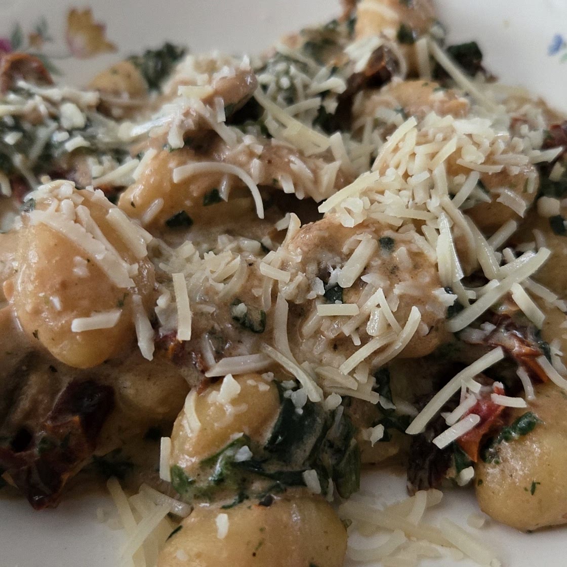 Creamy Mushroom and Spinach Gnocchi