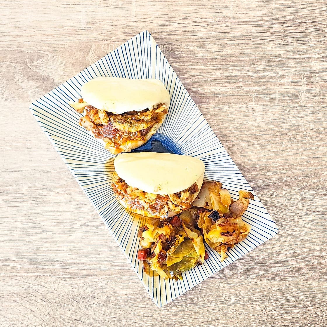 Bao buns fusion: poulet pili-pili & sauce à l'ail