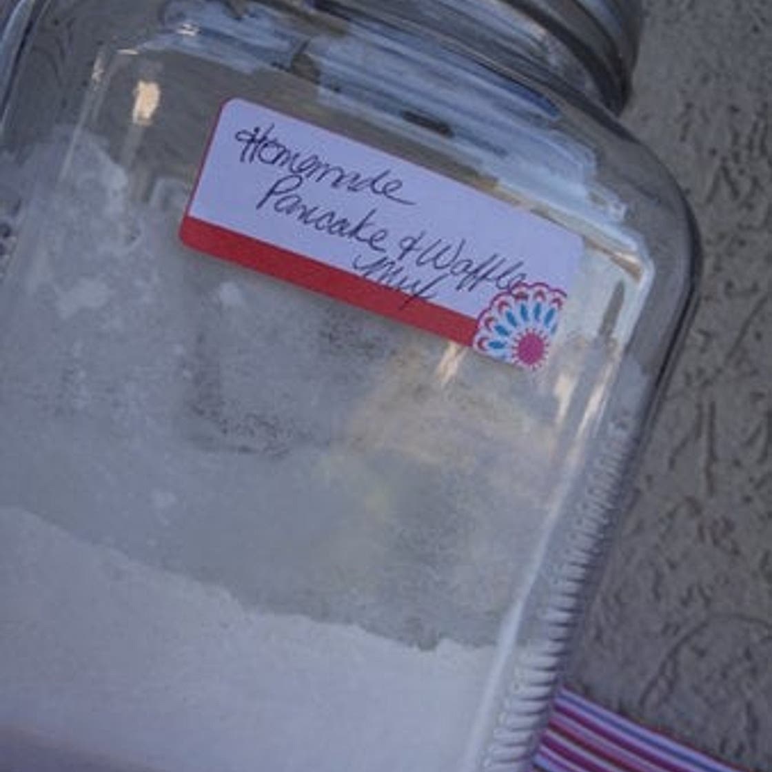 Homemade Bulk Hot Cocoa Mix Recipe