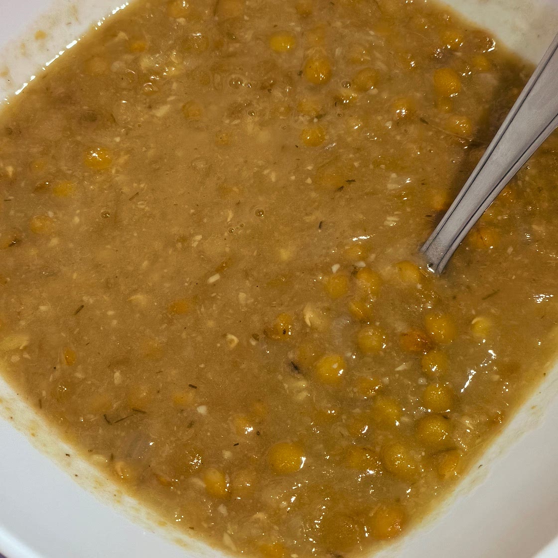 Sopa de lentilha simples