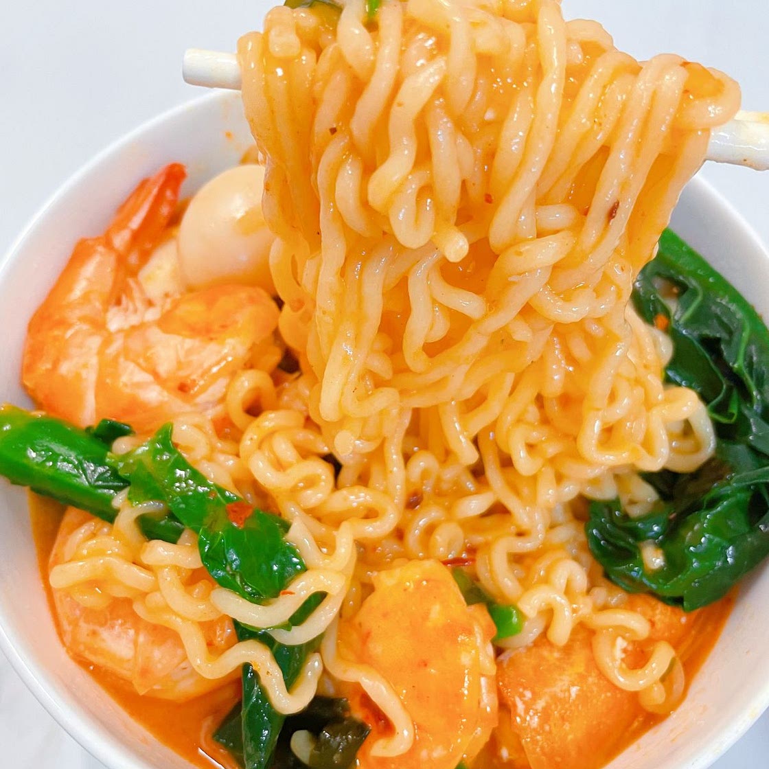 Korean Shrimp Ramyeon (Mildly Spicy)