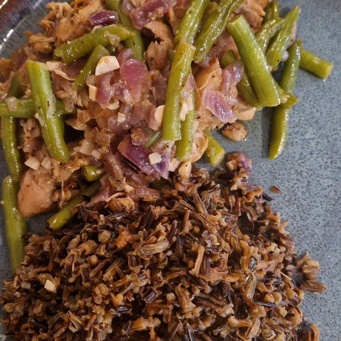 Sweet Soy Pulled Pork & Green Beans with Jasmine Rice, Sriracha 