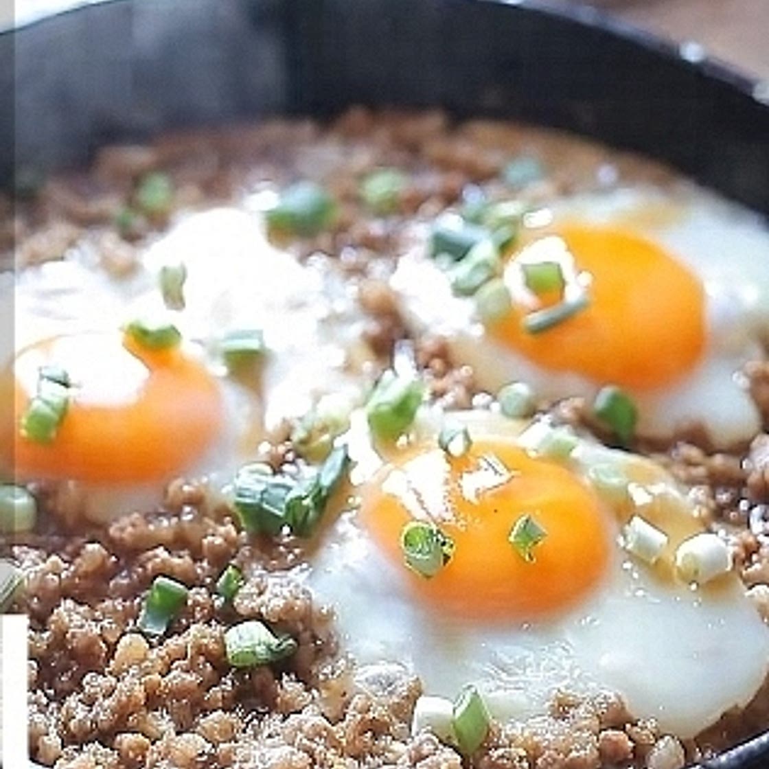 Porc haché aux oeufs