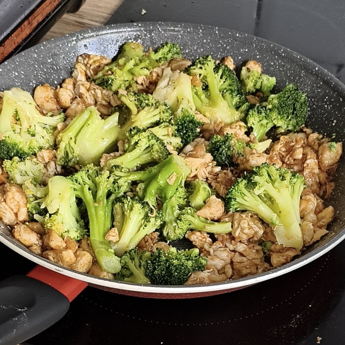 Honey Sesame Chicken and Broccoli