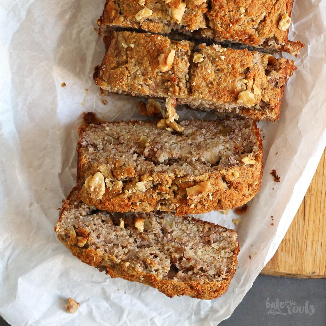 Kokosnuss Bananenbrot (ohne Mehl, zuckerfrei & glutenfrei)